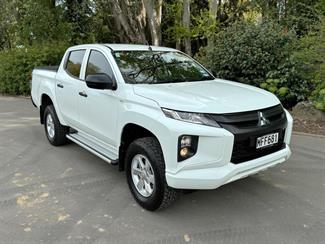 2019 Mitsubishi Triton - Thumbnail