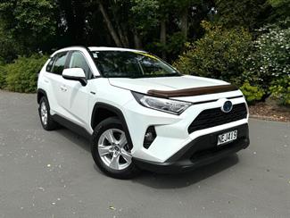 2020 Toyota Rav4 - Thumbnail