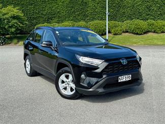 2020 Toyota Rav4 - Thumbnail