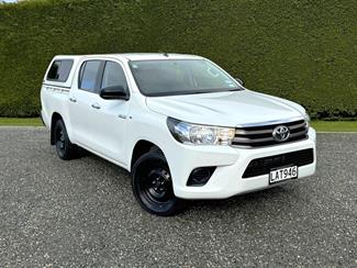 2017 Toyota Hilux - Thumbnail