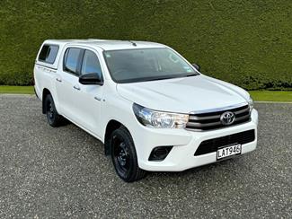 2017 Toyota Hilux - Thumbnail