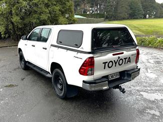 2018 Toyota Hilux - Thumbnail