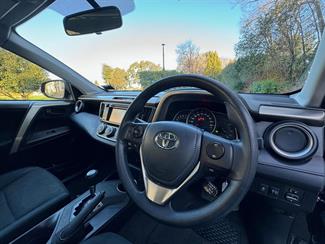 2015 TOYOTA Rav4 - Thumbnail