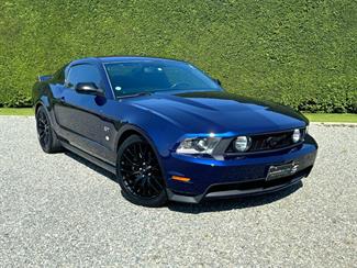 2010 Ford Mustang - Thumbnail