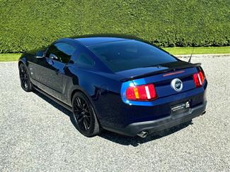 2010 Ford Mustang - Thumbnail