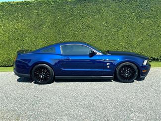 2010 Ford Mustang - Thumbnail