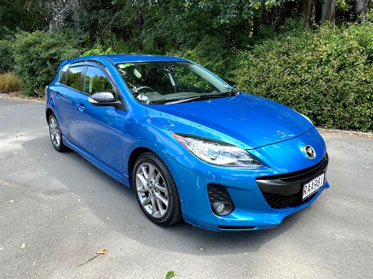 2013 Mazda Axela