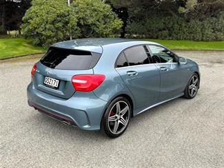 2013 Mercedes-Benz A250 - Thumbnail