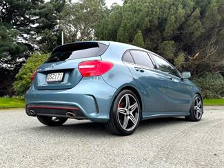 2013 Mercedes-Benz A250 - Thumbnail