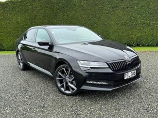 2022 Skoda Superb - Thumbnail