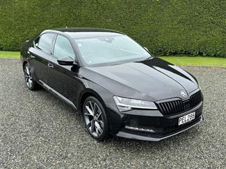 2022 Skoda Superb - Thumbnail