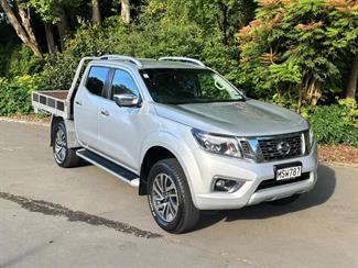 2020 Nissan Navara - Thumbnail