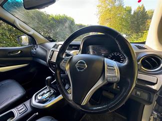 2020 Nissan Navara - Thumbnail