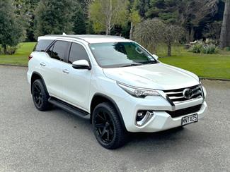 2019 TOYOTA Fortuner - Thumbnail