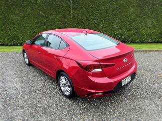 2019 Hyundai Elantra - Thumbnail