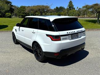 2018 Land Rover Range Rover Sport - Thumbnail