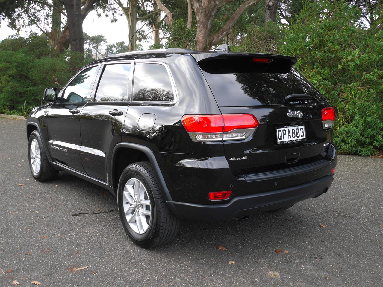 2017 Jeep Grand Cherokee