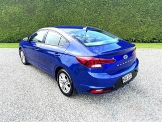 2019 Hyundai Elantra - Thumbnail