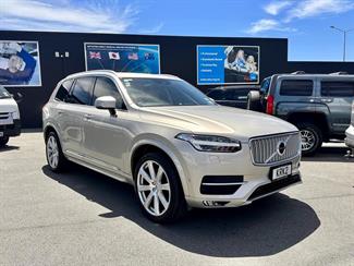 2017 Volvo XC90 - Thumbnail