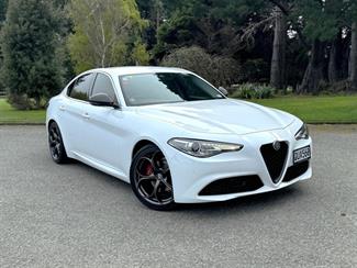 2019 Alfa Romeo Giulia - Thumbnail