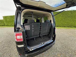 2013 Mitsubishi Delica - Thumbnail