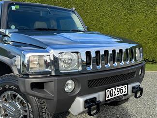 2009 Hummer H3 - Thumbnail